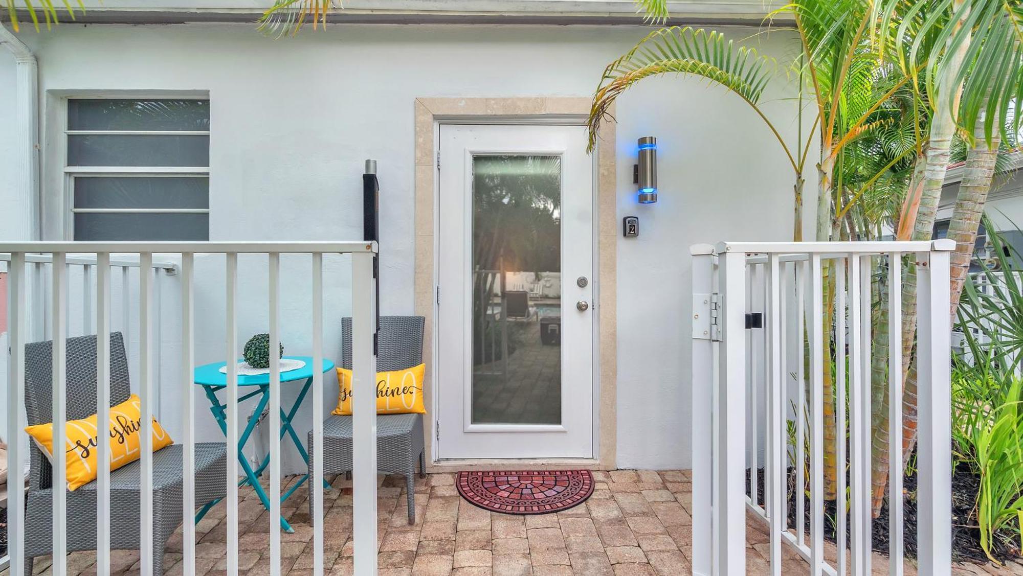 Hotel Seacrest Lauderdale-by-the-Sea Exterior photo